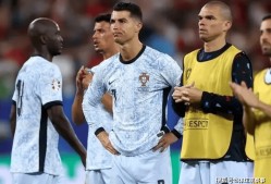 爱游戏智能体验-巴萨遭遇争议判罚，裁判组回应：执法公正，一下全部社会朋友选择.